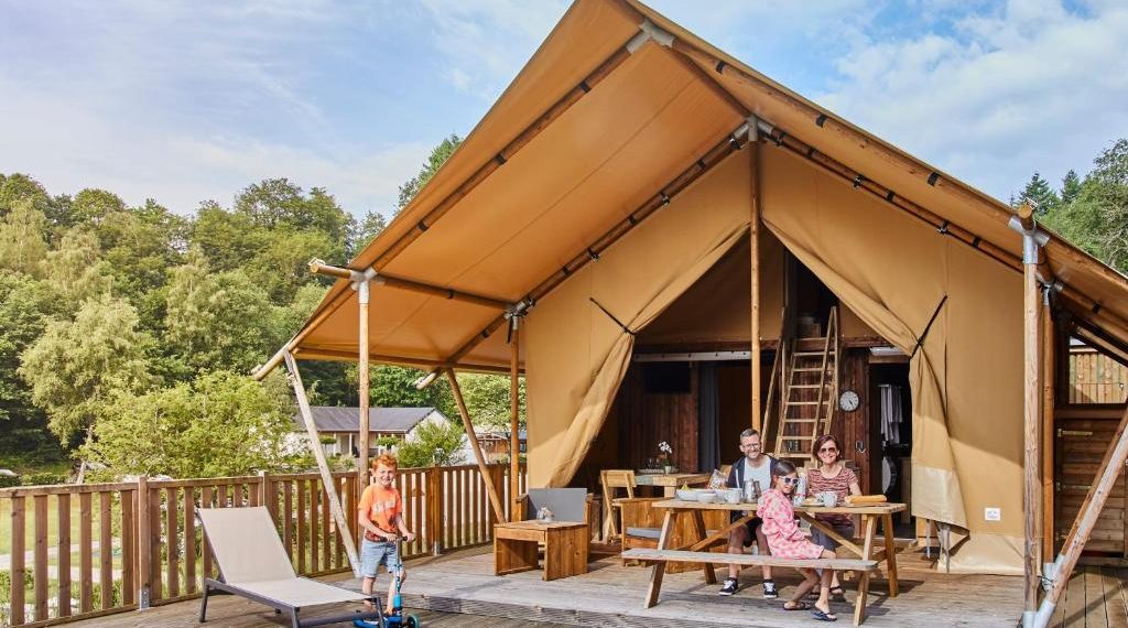 Für immer festhalten: Die Kunst und Bedeutung der Hochzeitsfotografie