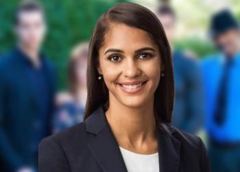 Janine Tate: Eine Reise durch ihre einzigartige Kunst