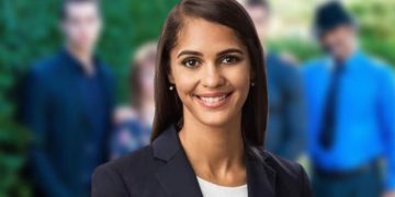 Janine Tate: Eine Reise durch ihre einzigartige Kunst