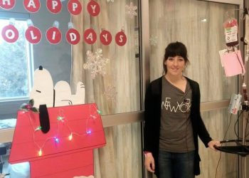 Kelly Ronahan: Eine Frau, die die Welt Verändert