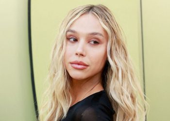Alexis Ren: Ein Blick auf das Leben der Social-Media-Ikone