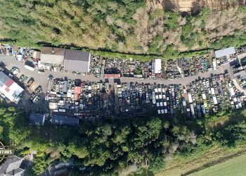 Morlock Motors: Eine Welt Der Oldtimer Und Militärfahrzeuge