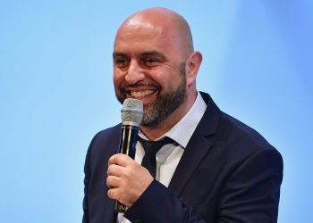 Serdar Somuncu Kebekus Getrennt – Zwei Künstler, ein gemeinsamer Geist