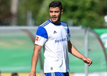Ozan Kabak Gehalt: Einblick in das Vermögen des Fußballstars
