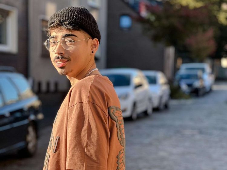 Toni Bauer Krankheit und das Kurzdarmsyndrom: Ein Leben zwischen Comedy und Krankheit