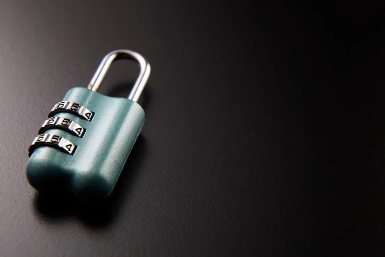 Zahlenschloss knacken: Methoden, Sicherheit und Prävention