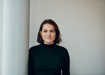 Kristina Ströbel: Yoga-Lehrerin, Energieberaterin und Ehefrau von Sebastian Ströbel – Ein Blick auf ihr Leben und ihre Arbeit