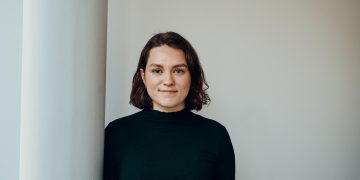 Kristina Ströbel: Yoga-Lehrerin, Energieberaterin und Ehefrau von Sebastian Ströbel – Ein Blick auf ihr Leben und ihre Arbeit