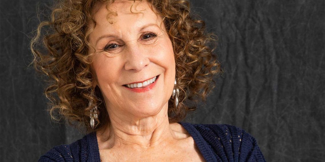 Rhea Perlman